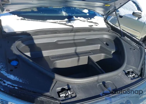 2025 Audi Q6 E-Tron Premium Plus Quattro z USA, uszkodzony, nr VIN WA124BGF2SA041935